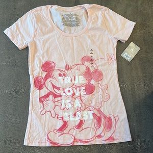 Disney Store official Love shirt Ladies size M medium
